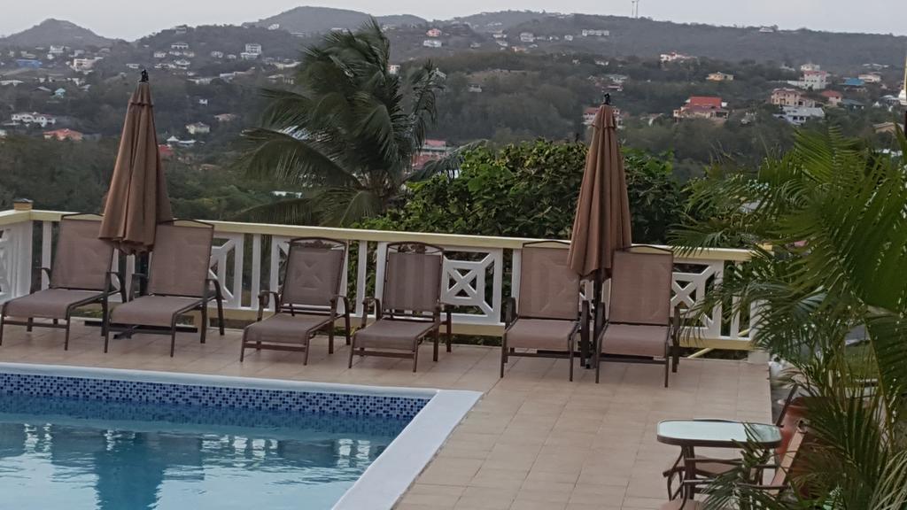 Heavenly Suites La Feuillet Eksteriør bilde