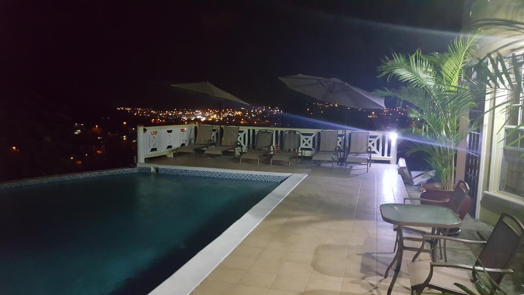 Heavenly Suites La Feuillet Eksteriør bilde