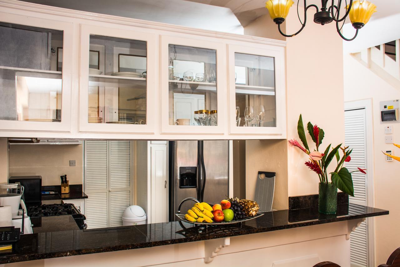 Heavenly Suites La Feuillet Eksteriør bilde